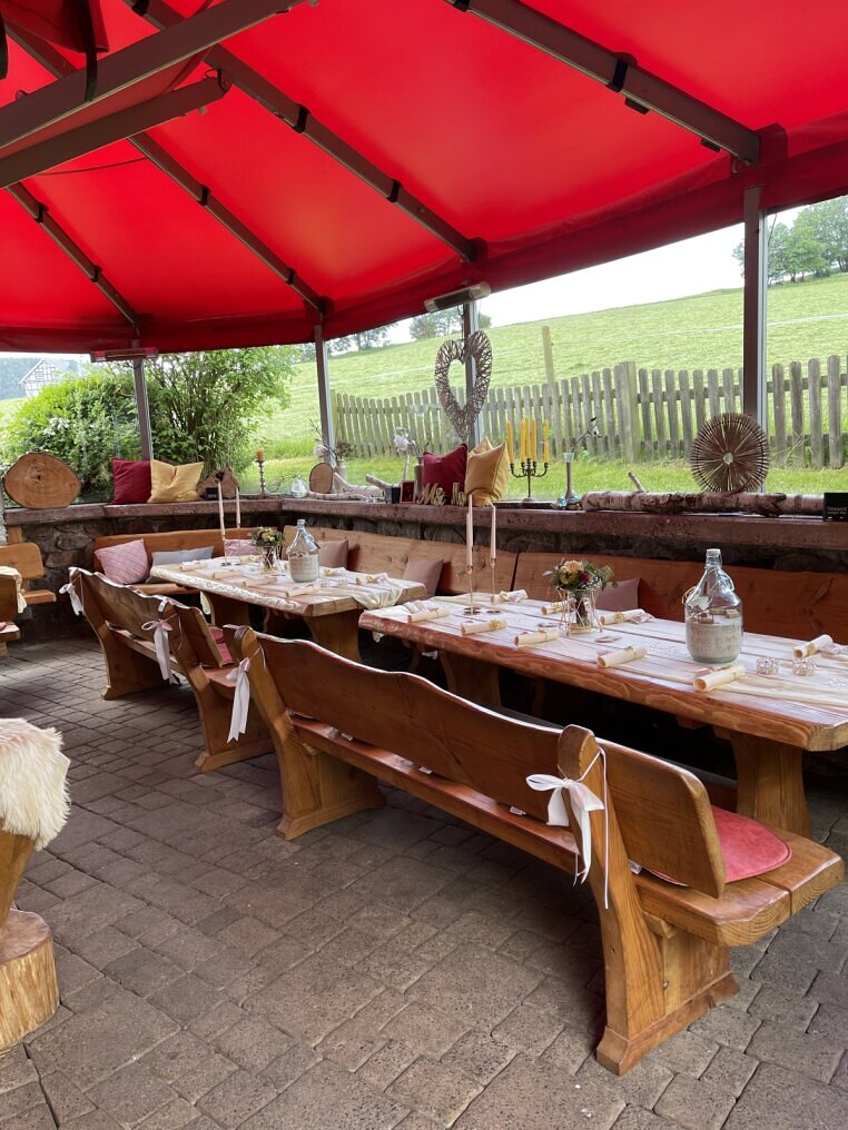 Hochzeit feiern in der Skihütte Lenestadt-Halberbracht